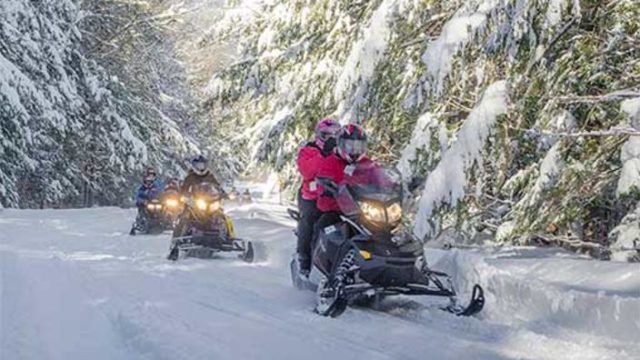 snowmobile tours new hampshire