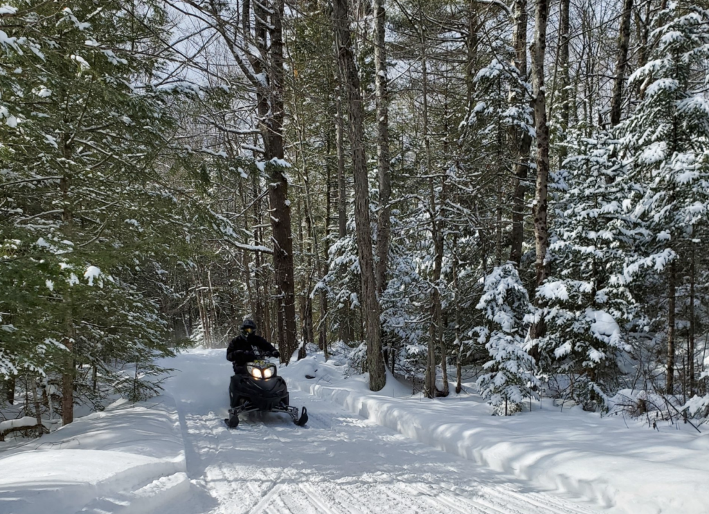 snowmobile tours massachusetts